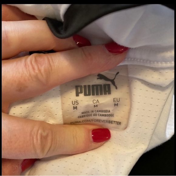 Puma Logo Cross Back Sleeveless T-Shirt - Picture 5 of 5